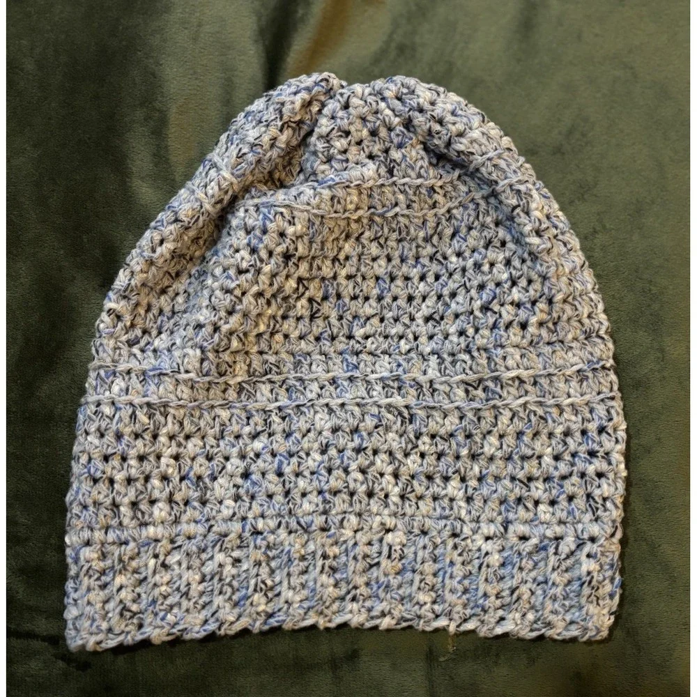 Handmade Crocheted Knit Slouchy Beanie Blue/Green Adult Sz‎ Logo Bella Creations